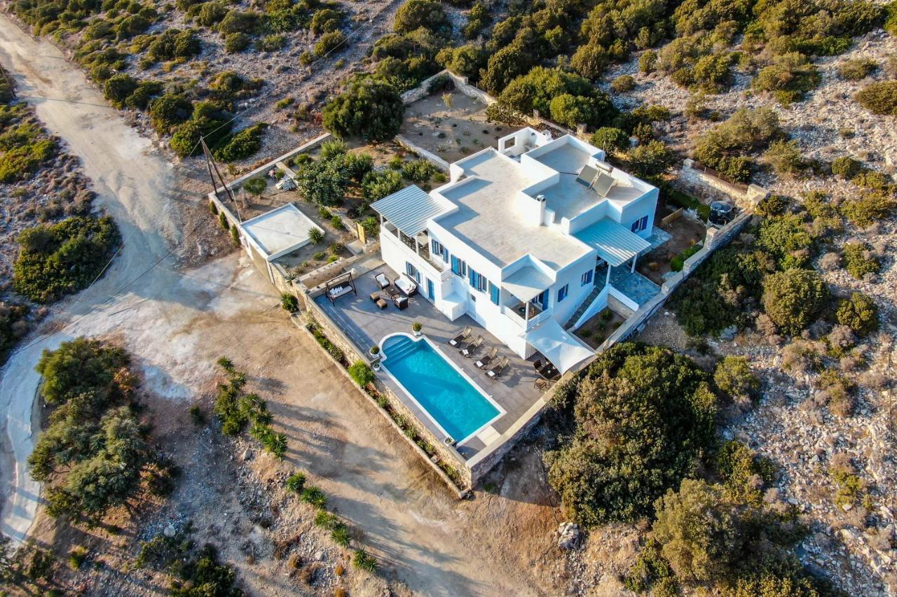 Villa Tani Agios Georgios  エクステリア 写真